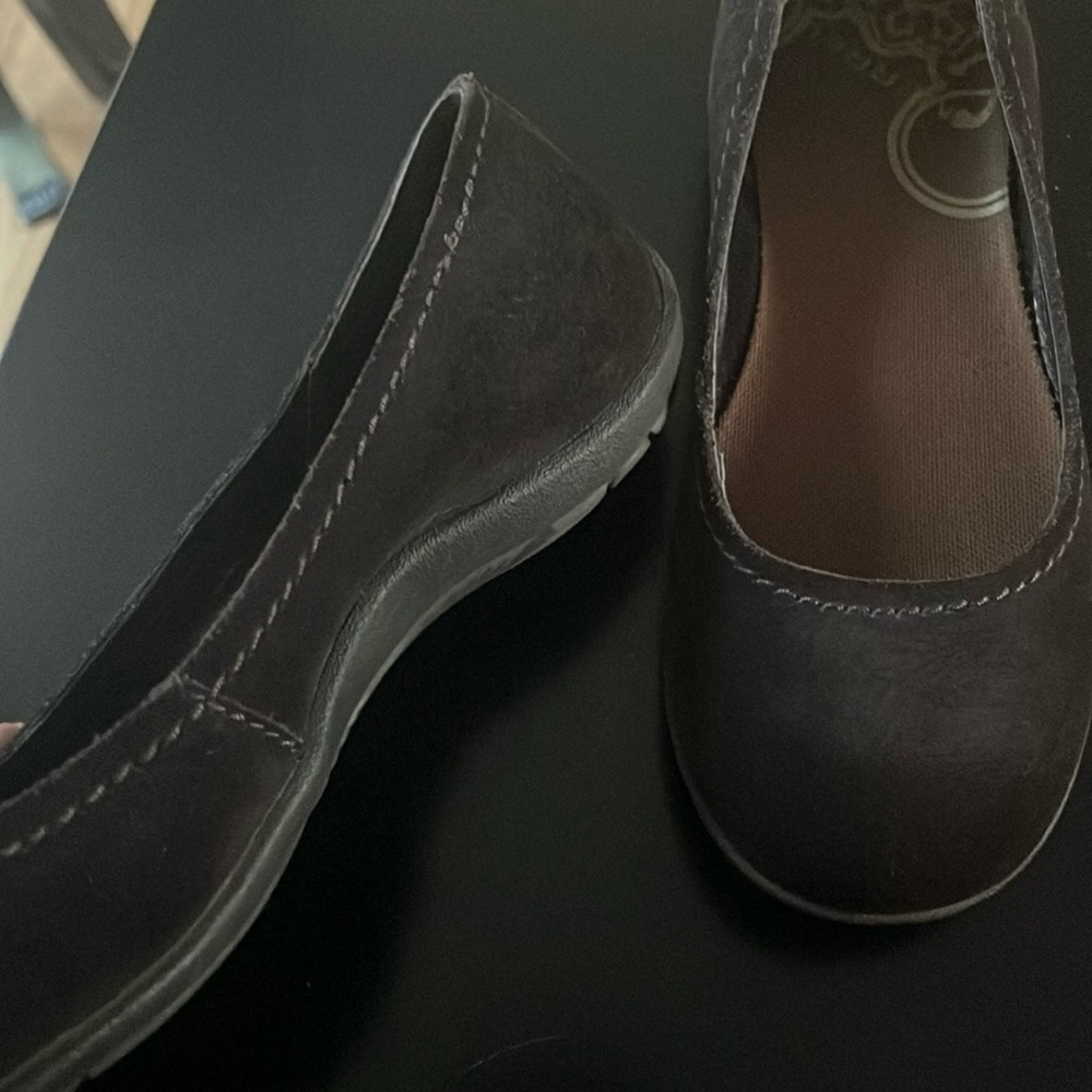 Merrell Flats 7 - Picture 2 of 3